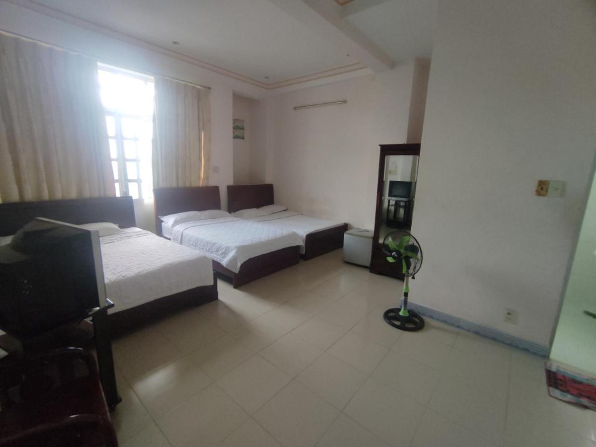 Khach San Phu Phuong Hotel Nha Trang Bagian luar foto