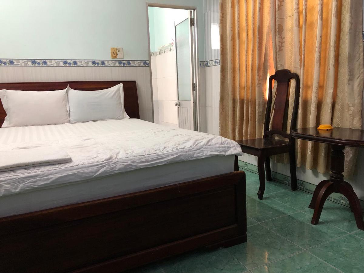 Khach San Phu Phuong Hotel Nha Trang Bagian luar foto