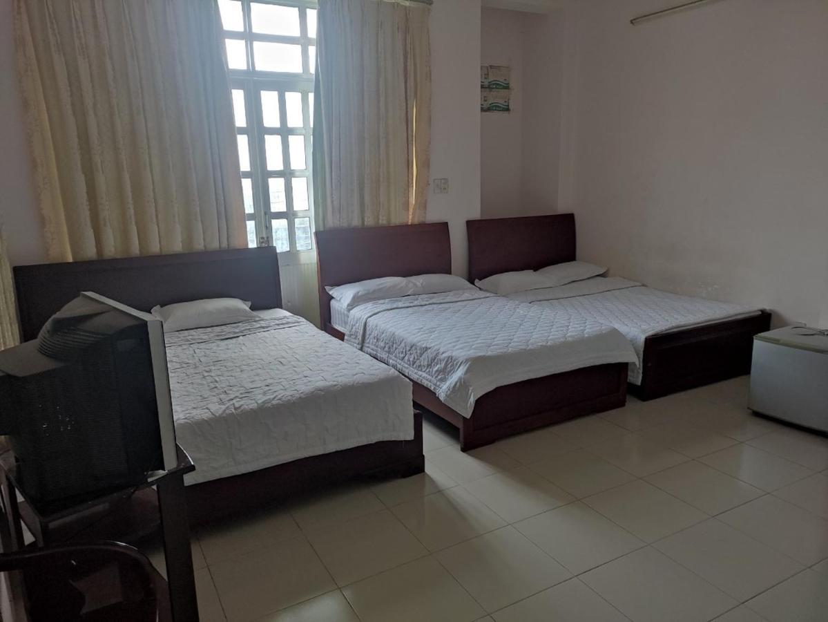 Khach San Phu Phuong Hotel Nha Trang Bagian luar foto