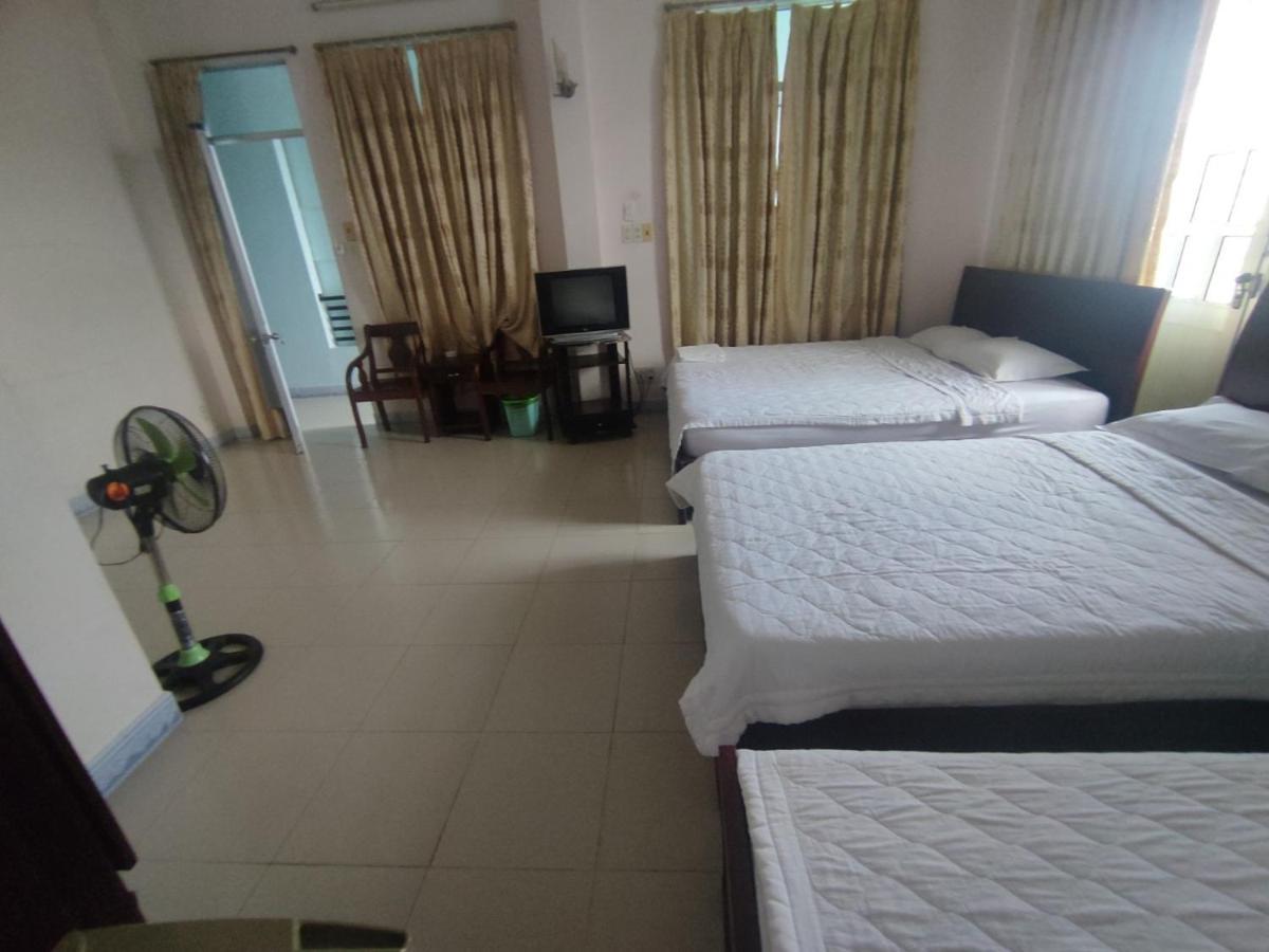 Khach San Phu Phuong Hotel Nha Trang Bagian luar foto