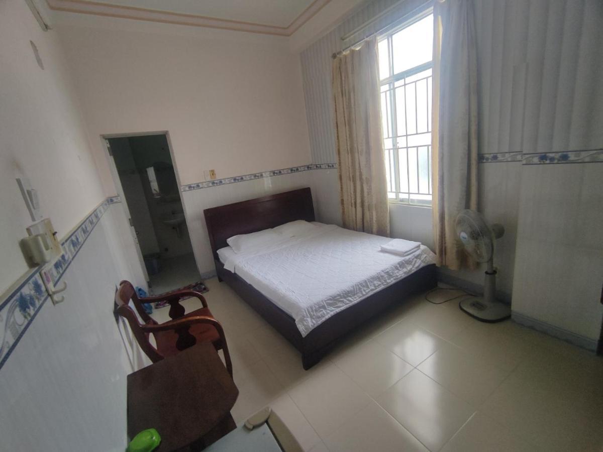 Khach San Phu Phuong Hotel Nha Trang Bagian luar foto