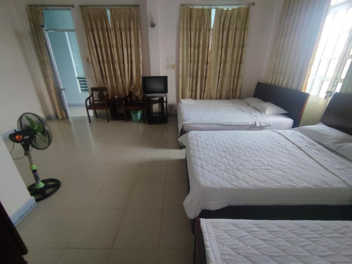 Khach San Phu Phuong Hotel Nha Trang Bagian luar foto