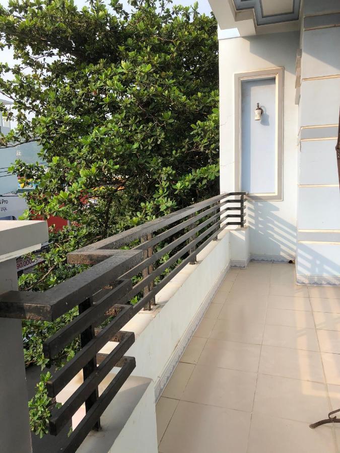 Khach San Phu Phuong Hotel Nha Trang Bagian luar foto